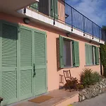 Ariadamare Bed & Breakfast 3*